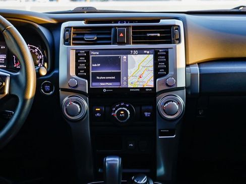 Used 2021 Toyota 4Runner SR5 Premium w/ Moonroof Package image 15