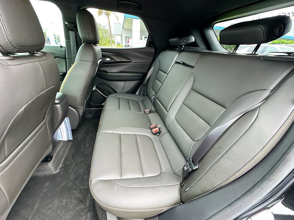 Certified 2024 Chevrolet TrailBlazer ACTIV FWD image 23