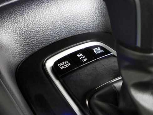 Used 2023 Toyota Corolla XLE image 39