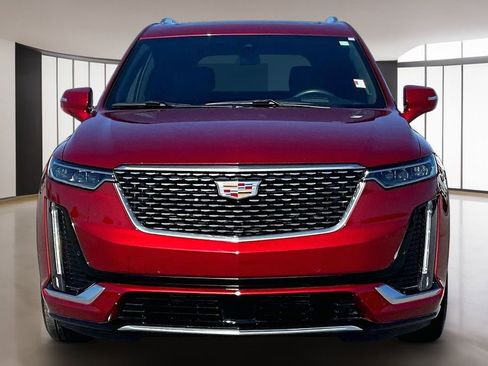 Used 2025 Cadillac XT6 Premium Luxury w/ Platinum Package AWD/4WD image 3
