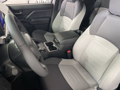 New 2026 Toyota Tacoma TRD Off-Road AWD/4WD image 19