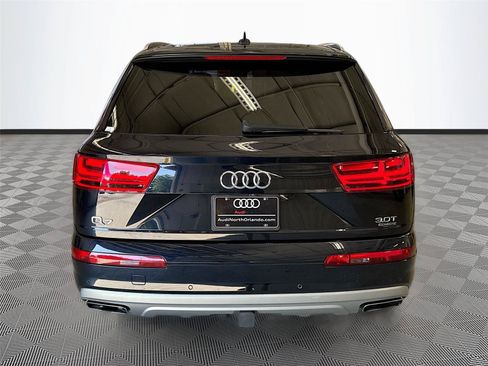 Used 2017 Audi Q7 3.0T Prestige AWD/4WD image 6