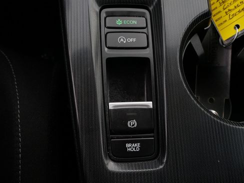 Used 2022 Honda Civic LX image 25