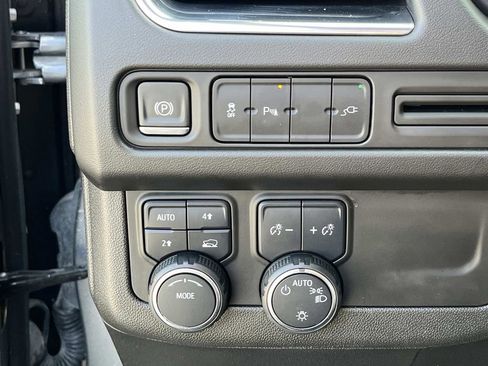 Used 2021 Chevrolet Tahoe LT w/ Rear Media and Nav Package image 31