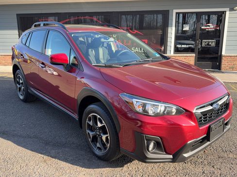 Used 2019 Subaru Crosstrek 2.0i Premium image 3