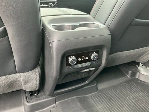Used 2024 Chevrolet Traverse RS w/ LPO, Floor Liner Package image 39