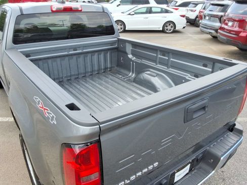 Certified 2022 Chevrolet Colorado W/T w/ WT Convenience Package AWD/4WD image 10