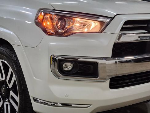 Used 2023 Toyota 4Runner Limited image 13