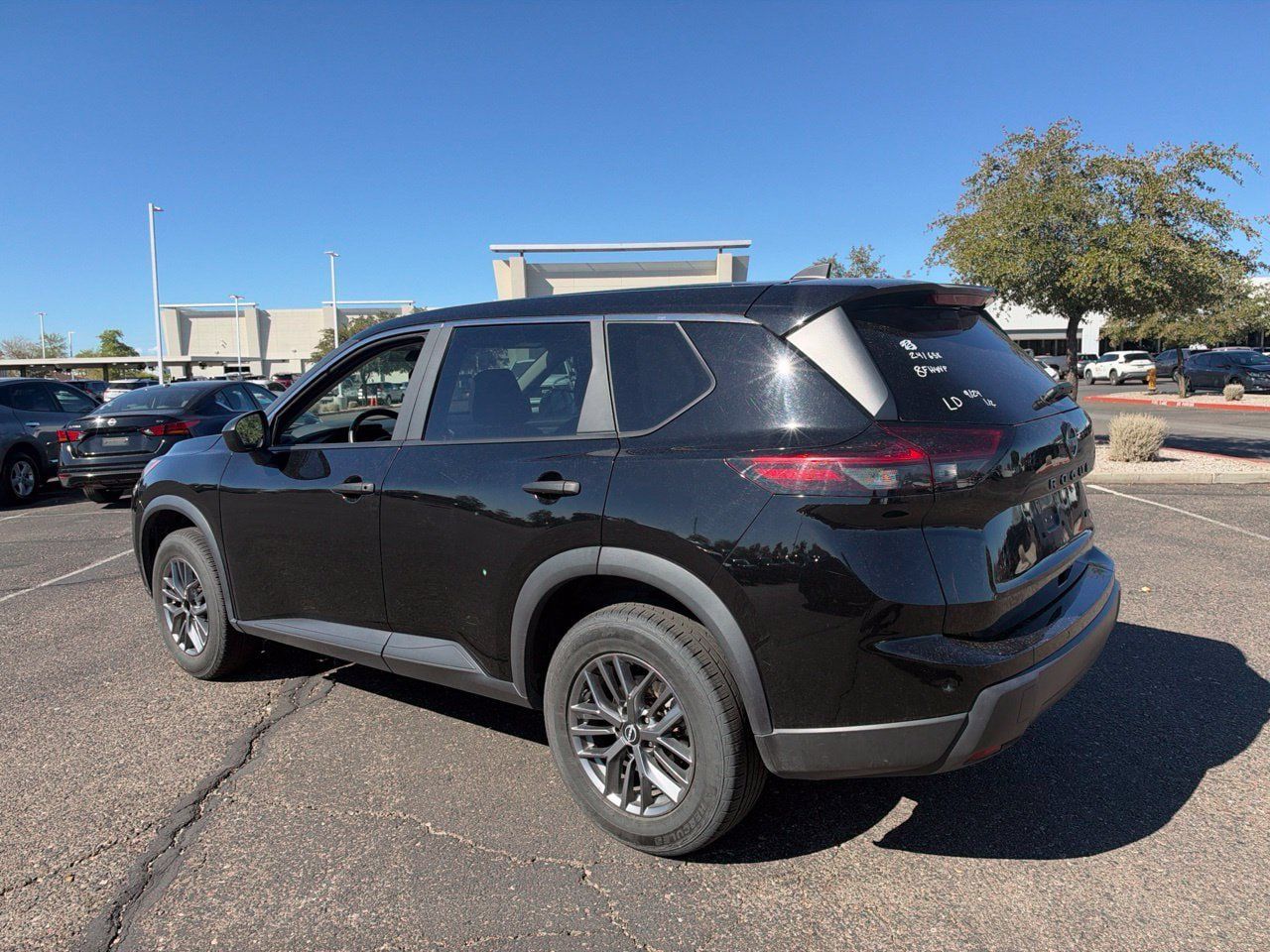 Certified 2024 Nissan Rogue S AWD/4WD image 7