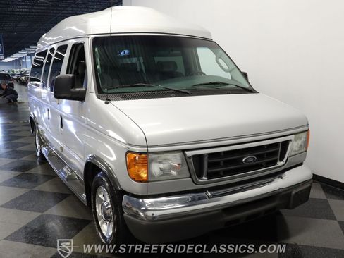 Used 2006 Ford E-150 and Econoline 150 image 14