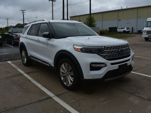 Used 2020 Ford Explorer Limited AWD/4WD image 3