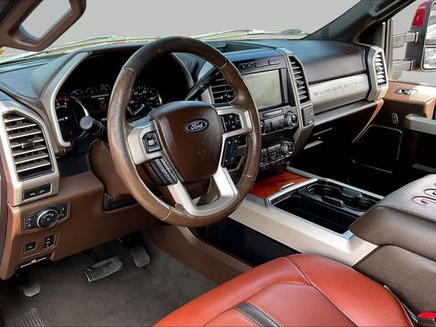 Used 2019 Ford F250 King Ranch w/ King Ranch Ultimate Package AWD/4WD image 16
