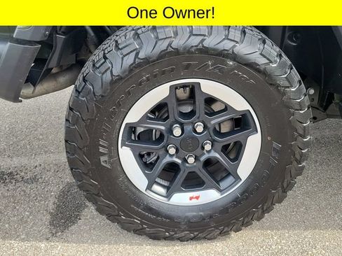 Used 2022 Jeep Wrangler Rubicon AWD/4WD image 7