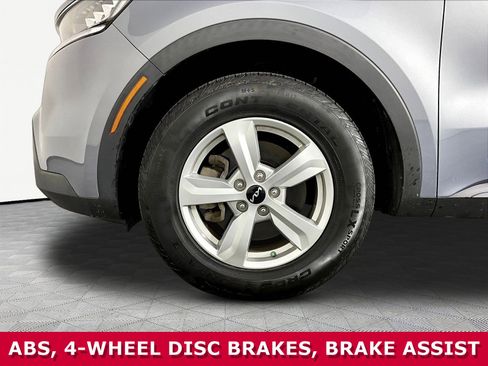 Certified 2023 Kia Sorento LX FWD image 29
