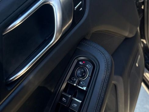 Used 2021 Porsche Macan GTS image 17