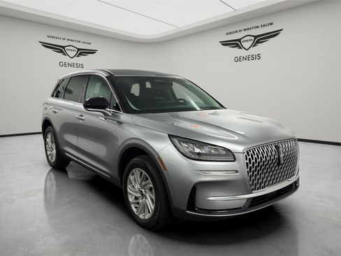 Used 2023 Lincoln Corsair FWD image 7