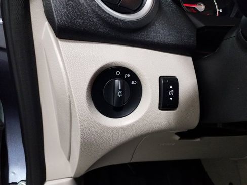 Used 2012 Ford Fiesta S image 8