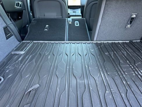 New 2026 Land Rover Range Rover Velar Dynamic SE AWD/4WD image 27