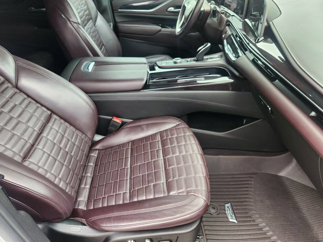 Used 2023 Cadillac Escalade ESV Sport Platinum w/ LPO, ONYX Package RWD image 11