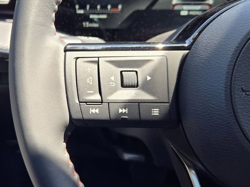 New 2026 Nissan Kicks SR w/ Cold Weather Package FWD image 21