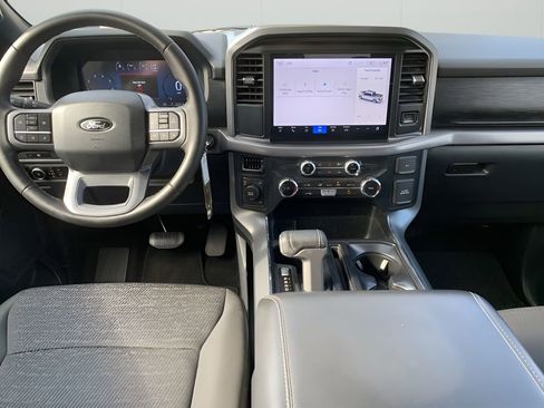 Used 2025 Ford F150 XLT w/ Equipment Group 301A Standard image 15