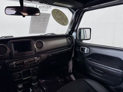 Used 2022 Jeep Wrangler Unlimited Sport image 20