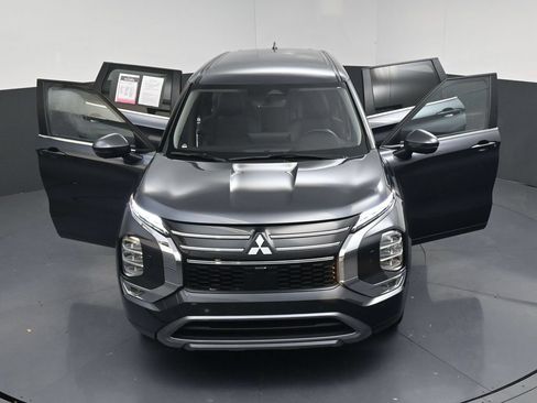 Used 2025 Mitsubishi Outlander SE AWD/4WD image 23