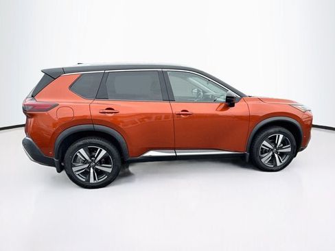 Certified 2022 Nissan Rogue Platinum w/ Head-Up Display Package AWD/4WD image 4