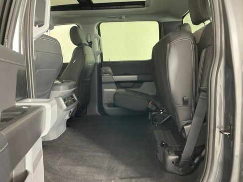 New 2026 Ford F250 XLT w/ XLT Premium Package image 32