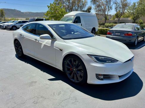 Used 2016 Tesla Model S 90D AWD/4WD image 6