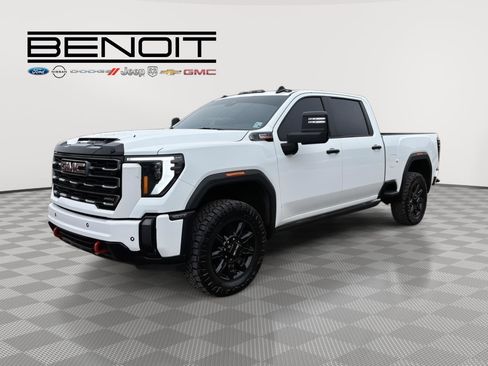 Used 2024 GMC Sierra 2500 AT4 w/ AT4 Premium Plus Package image 1