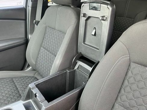 Used 2019 Chevrolet Blazer LT image 31