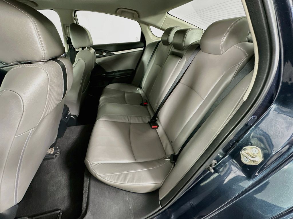 Used 2016 Honda Civic Touring image 25