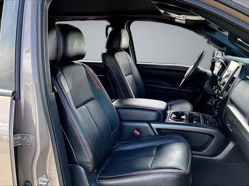 Used 2021 Nissan Titan PRO-4X w/ Pro-4x Convenience Package image 28