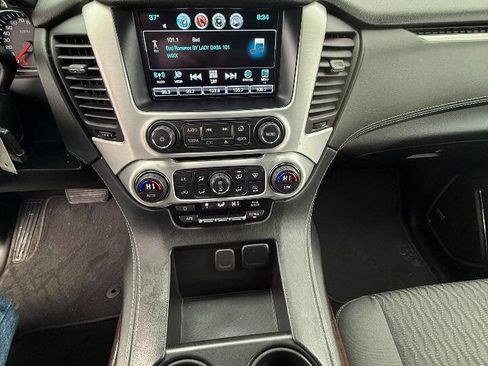 Used 2018 GMC Yukon SLE image 14
