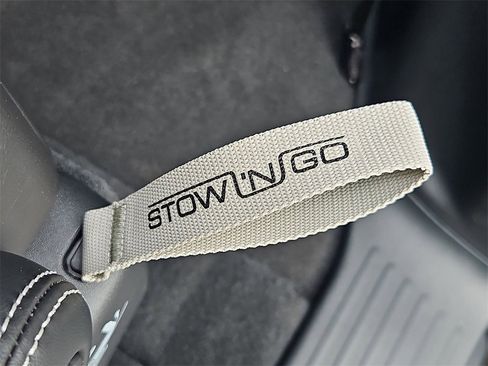 New 2026 Chrysler Pacifica Select image 33