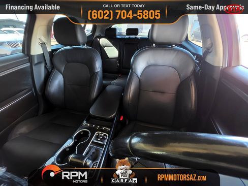 Used 2018 Kia Stinger Premium RWD image 7