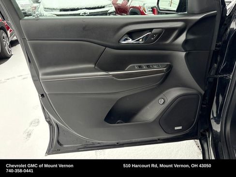 Used 2018 GMC Acadia SLT image 13