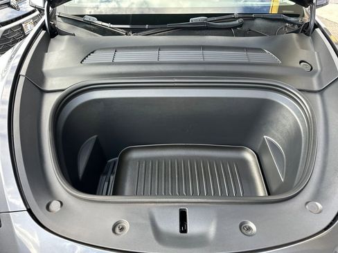 Used 2023 Tesla Model Y Performance AWD/4WD image 21