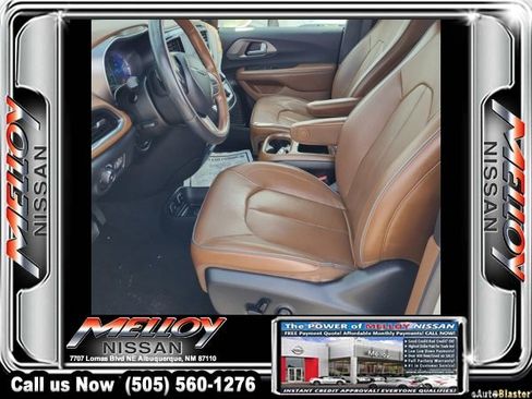 Used 2020 Chrysler Pacifica Limited image 8