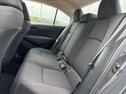 Used 2025 Toyota Corolla LE FWD image 11