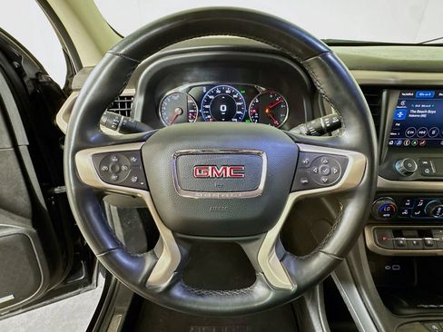 Used 2023 GMC Acadia Denali FWD image 9