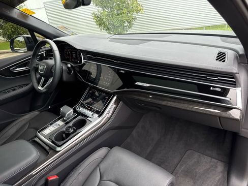 Used 2025 Audi Q7 3.0T Prestige image 14