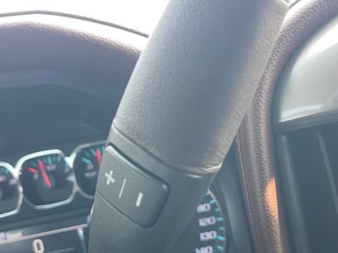 Used 2015 Chevrolet Silverado 1500 High Country w/ High Country Premium Package RWD image 21