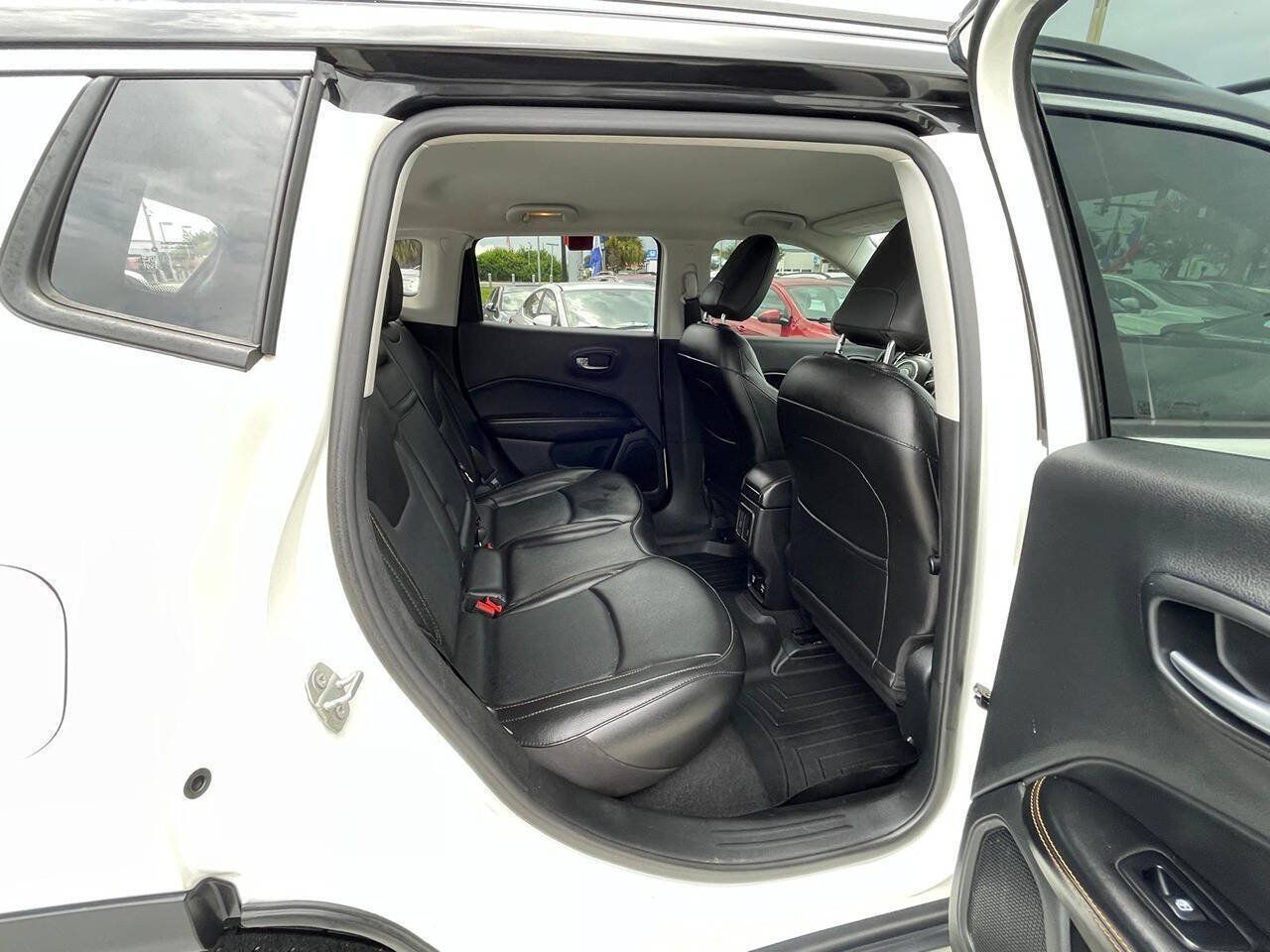 Used 2020 Jeep Compass Limited AWD/4WD image 16