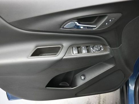 Used 2024 Chevrolet Equinox LT AWD/4WD image 13