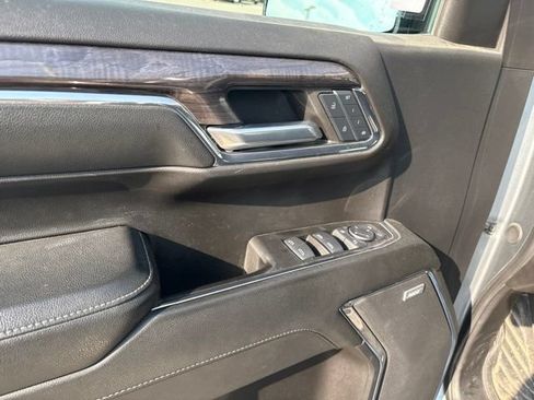 Used 2024 Chevrolet Silverado 1500 LTZ AWD/4WD image 12