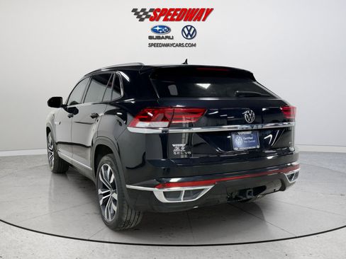 Certified 2023 Volkswagen Atlas Cross Sport SEL Premium R-Line image 5