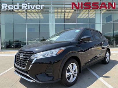 New 2025 Nissan Kicks Play S