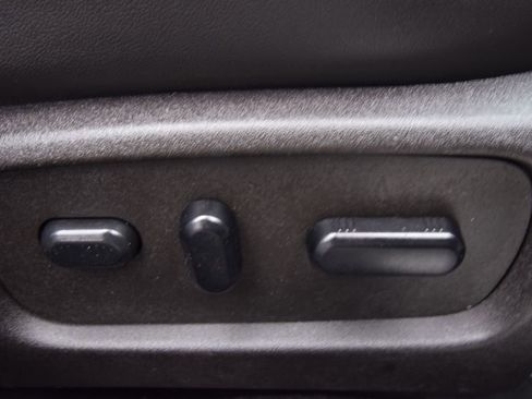 Used 2019 Ford Taurus Limited image 29